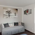 池和丽娜公寓 * Český Krumlov